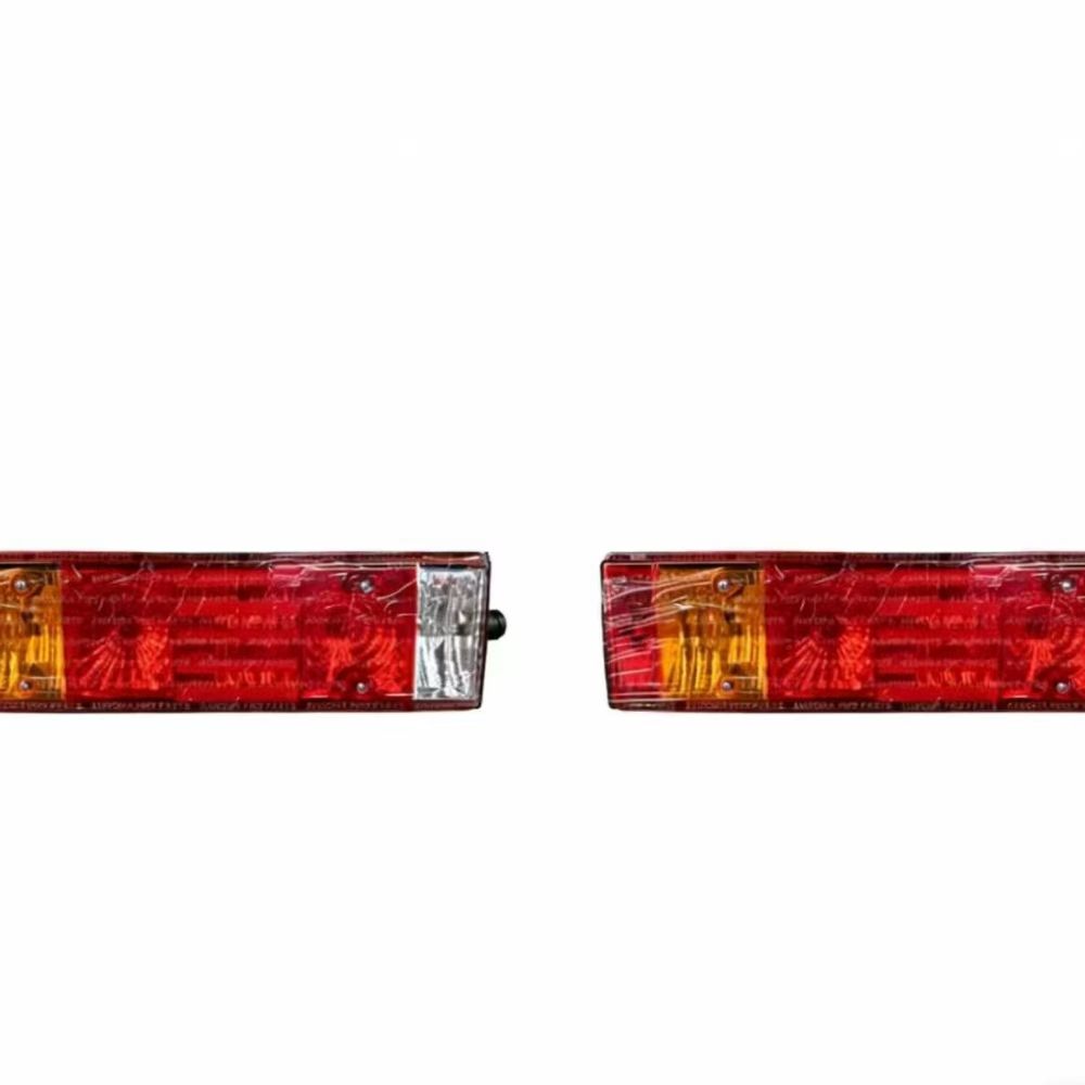 Cynulliad Lamp Golau Cynffon Cefn Shacman F3000 81252256464 81252256465